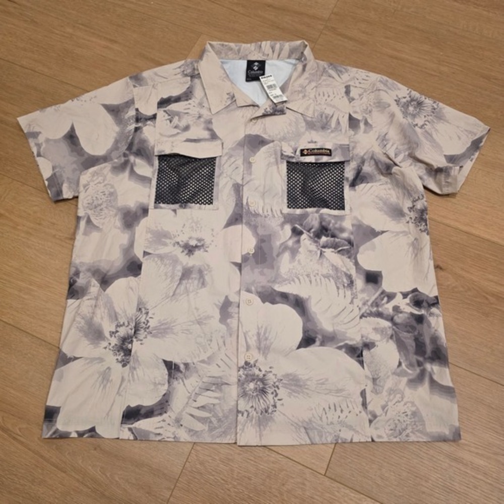Columbia Short Sleeve Button Up Shirt Mens XL‎ Floral Print Mesh Pockets NWT